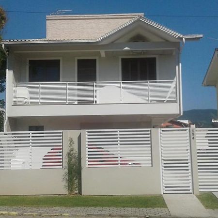 Residencial Franca Garopaba Lejlighed Eksteriør billede