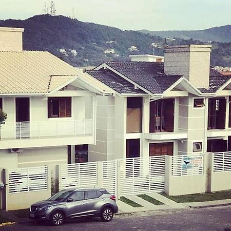 Residencial Franca Garopaba Lejlighed Eksteriør billede
