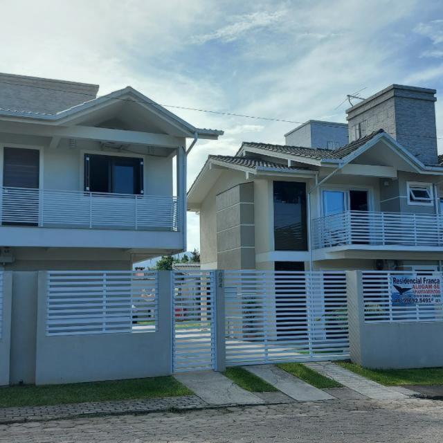 Residencial Franca Garopaba Lejlighed Eksteriør billede